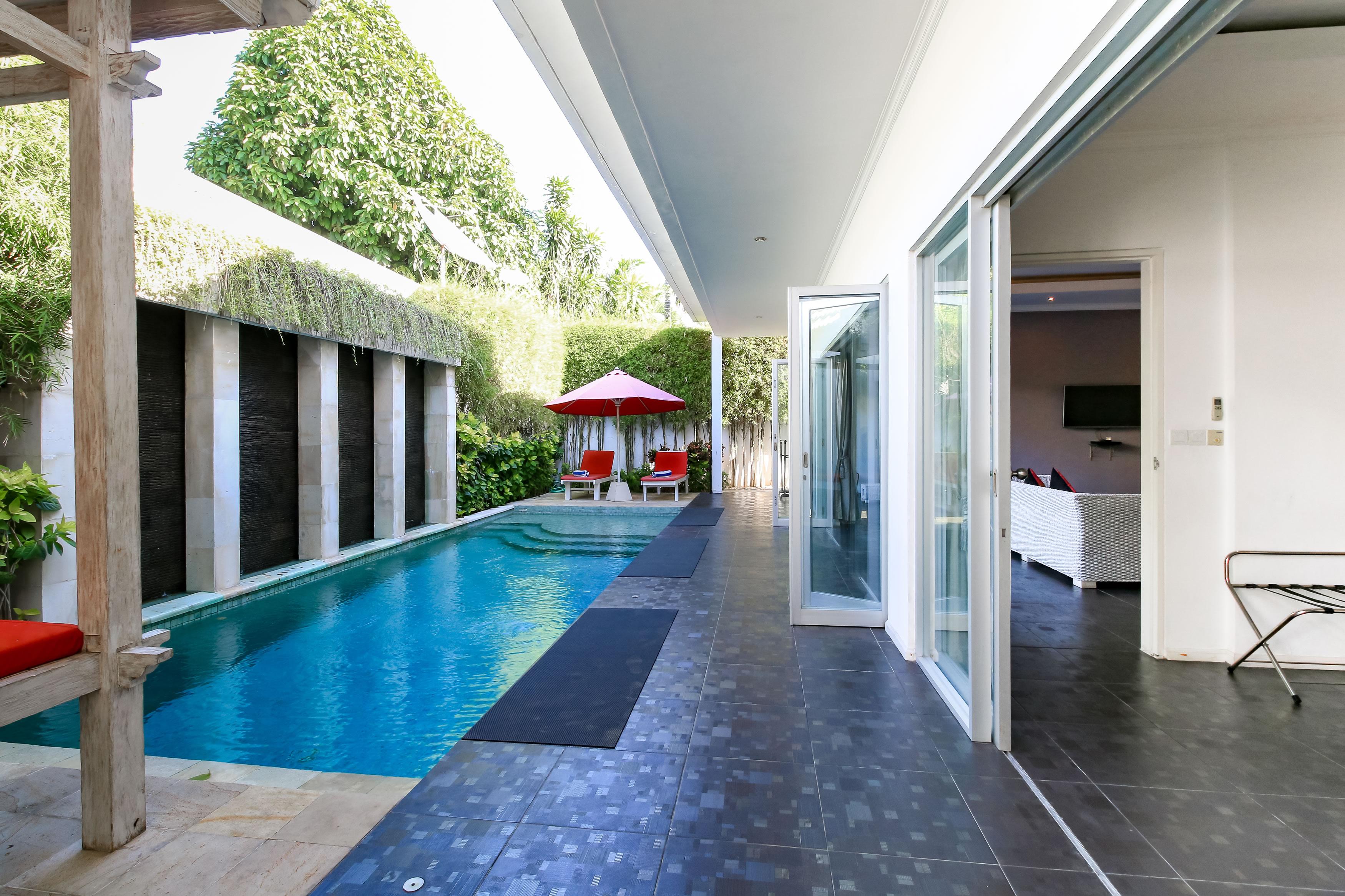 Aleesha Villas And Suites Sanur Exterior foto